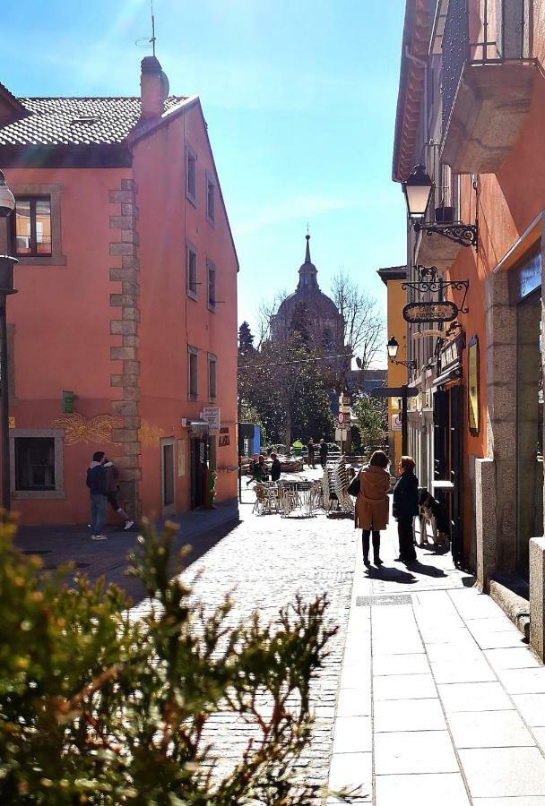 Apartamento En Centro Historico De סן לורנסו דה אל אסקוריאל מראה חיצוני תמונה